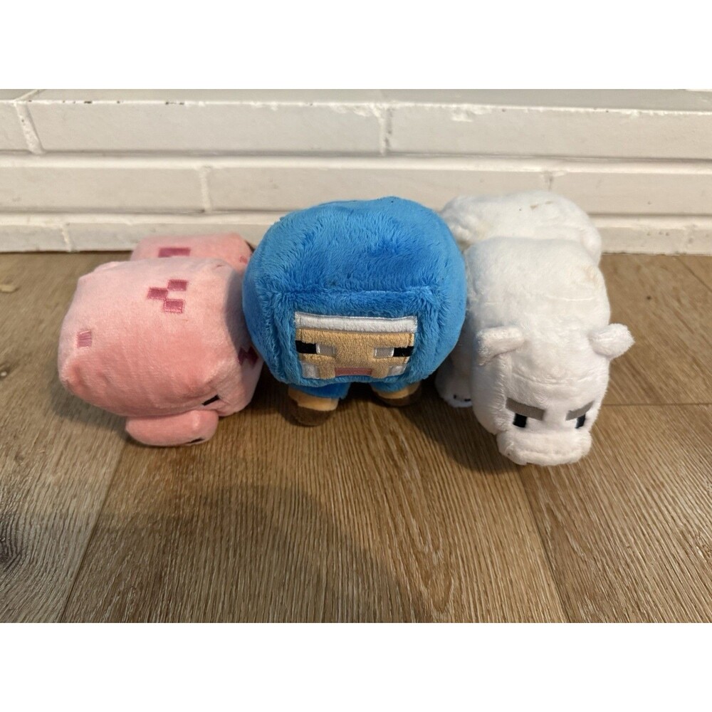 Minecraft Lot of 3 Small Plush Dolls Pig Polar Bear Earth